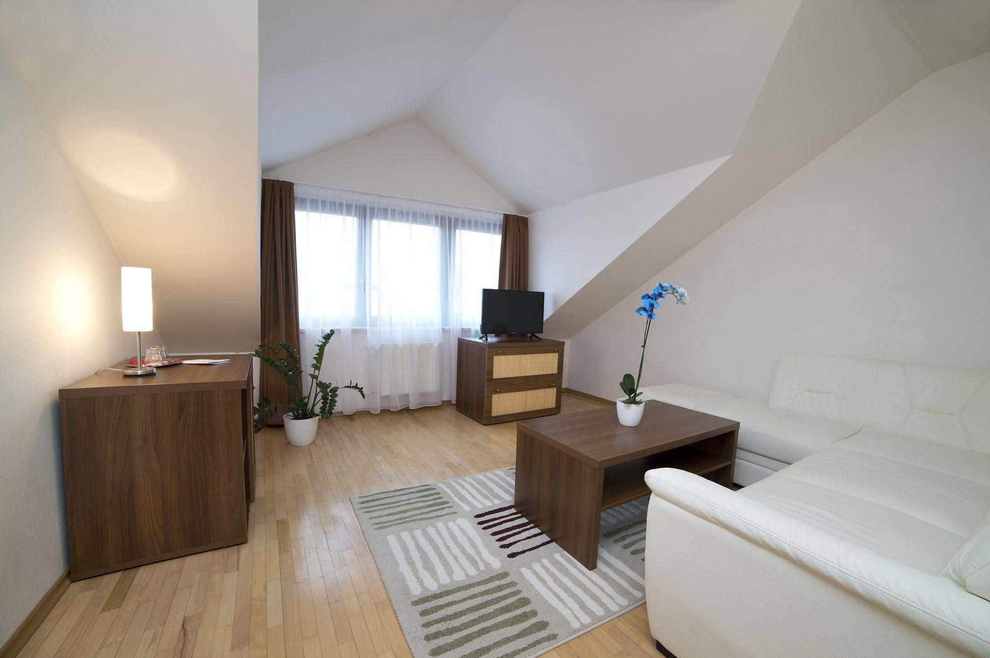 Hotel Art Písek Dış mekan fotoğraf